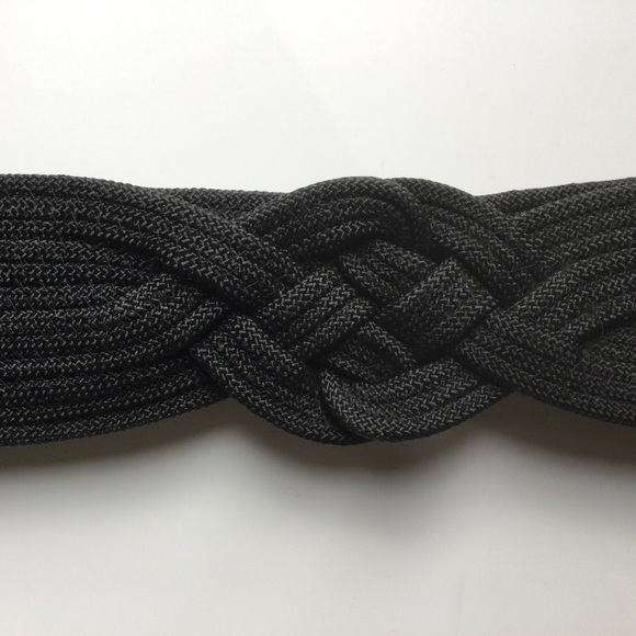 Vintage Wide Woven Black Velcro Closure Belt - Picture 2 of 4